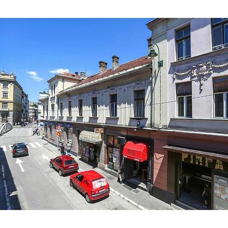 Apartments And Rooms Fonty Sarajevo Bagian luar foto