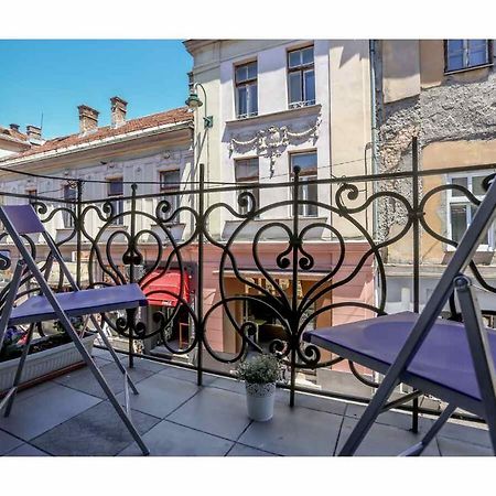 Apartments And Rooms Fonty Sarajevo Bagian luar foto