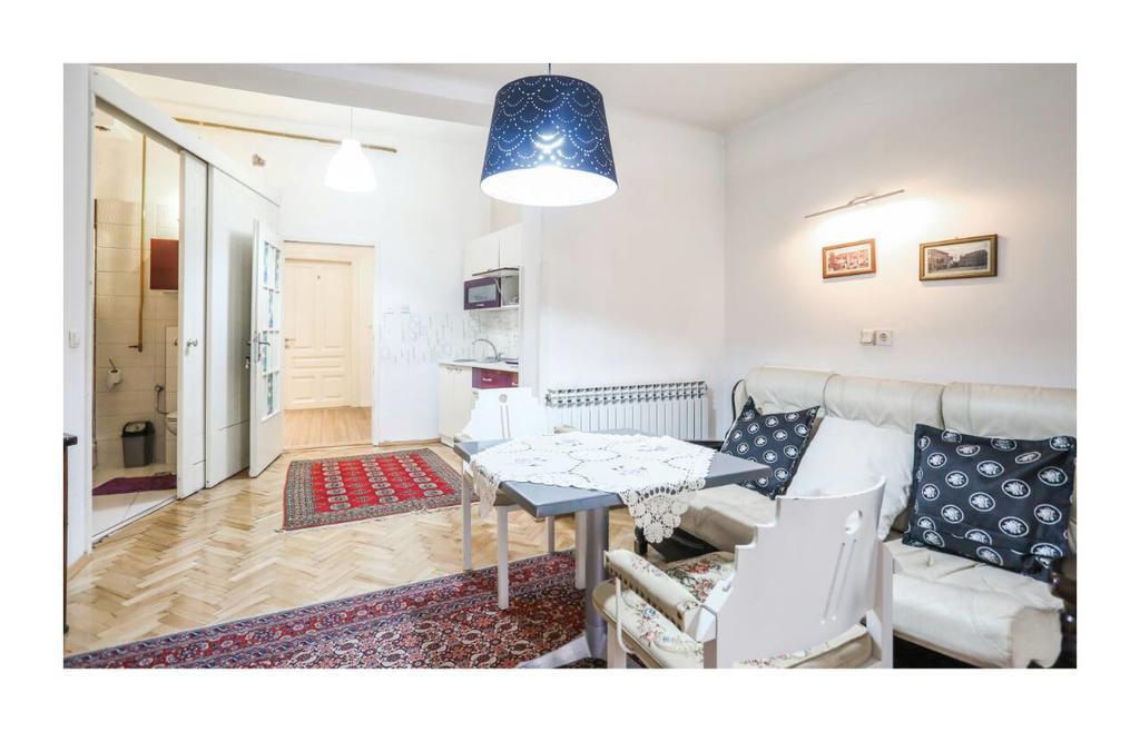 Apartments And Rooms Fonty Sarajevo Bagian luar foto